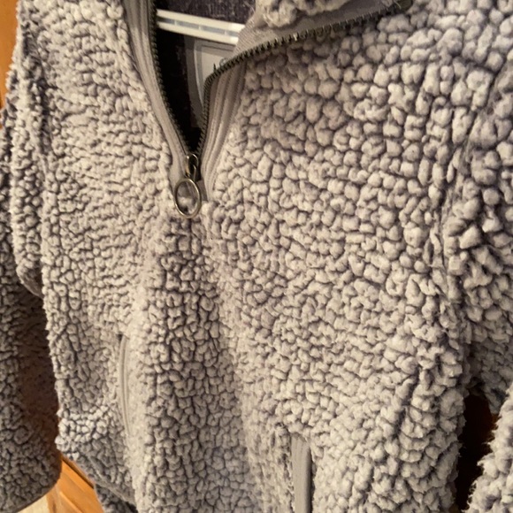 Cuddly Sherpa Sweater - Picture 3 of 4